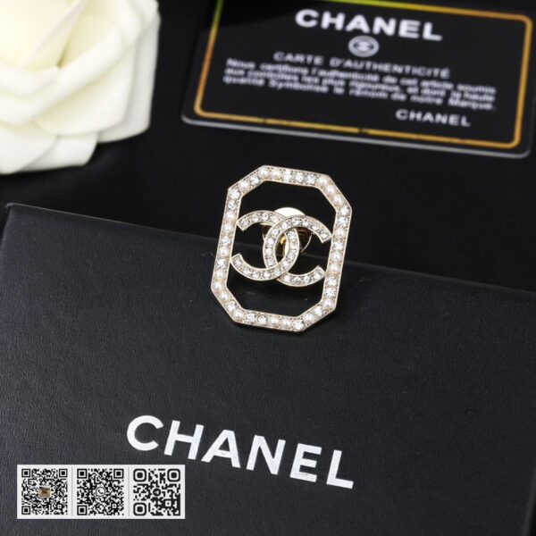 Chanel 秋冬 钻石 双C胸针