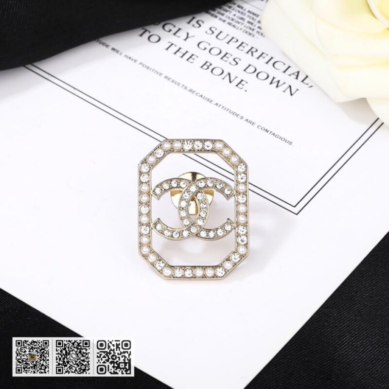 Chanel 秋冬 钻石 双C胸针 - Image 5