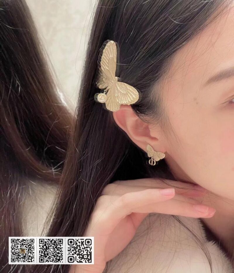 Chanel 蝴蝶发夹 - Image 7