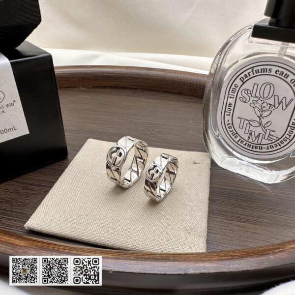 Gucci 互扣g戒指