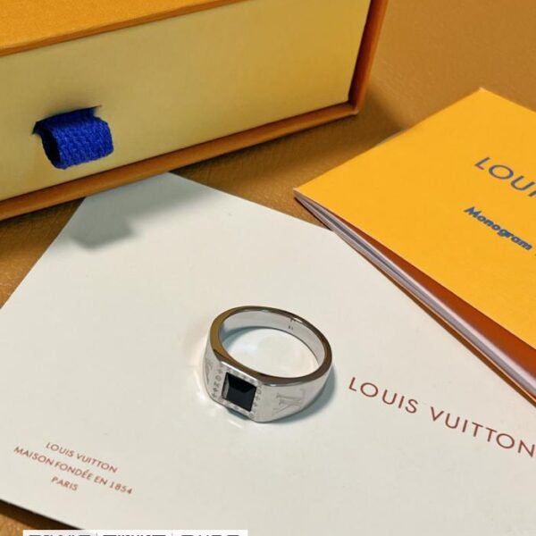 LV Onyx Signet戒指