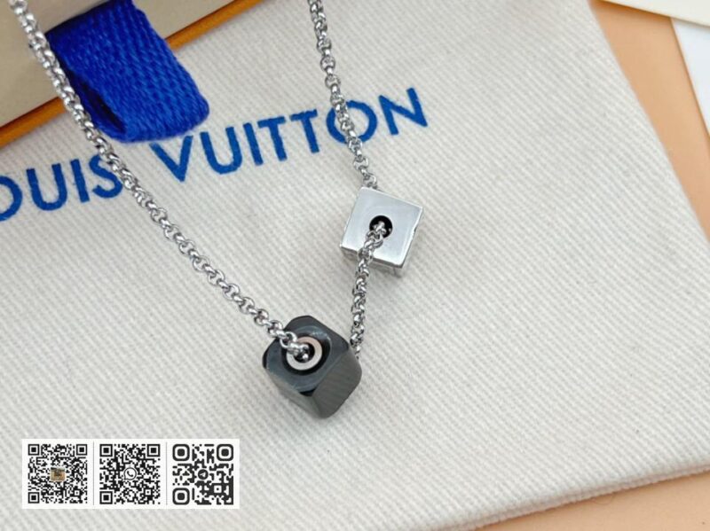 LV GAMBLING DICE 项链 - Image 6