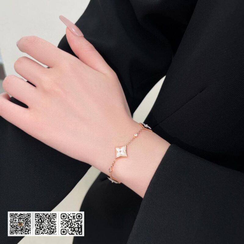 LV color blossom bb贝母钻手链 - Image 9