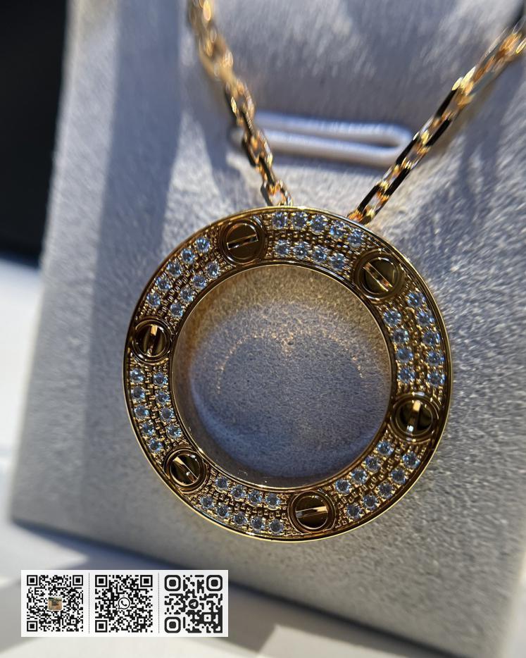 Cartier Love系列满天星大饼项链 - Image 3