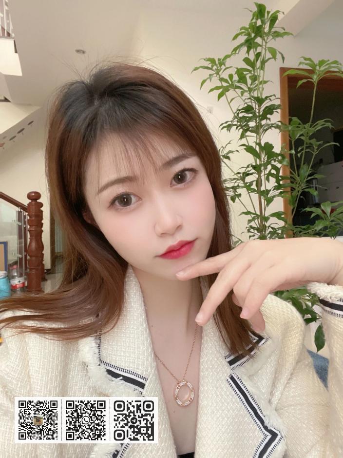 Cartier Love系列满天星大饼项链 - Image 8