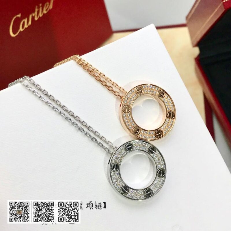 Cartier LOVE满天星大饼项链 - Image 8