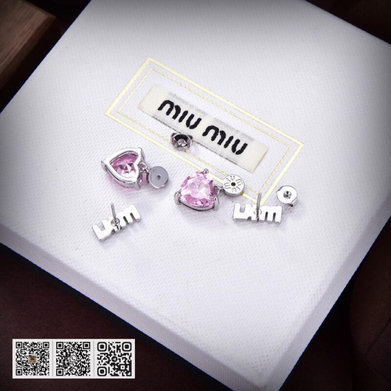 Miu Miu字母耳环 - Image 3