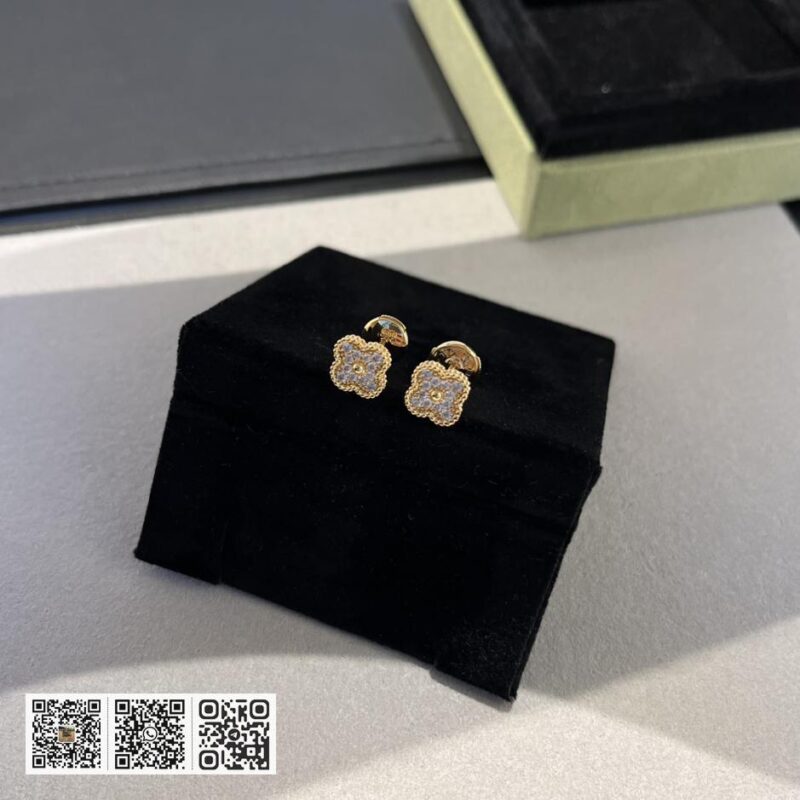 顶级版 Van Cleef &038; Arpelsvca mini满钻四叶草耳钉 - Image 2