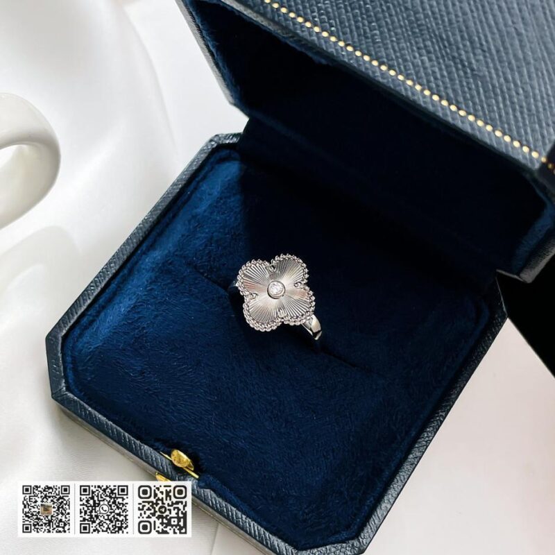 顶级版 Van Cleef &038; Arpels 四叶草戒指 - Image 2