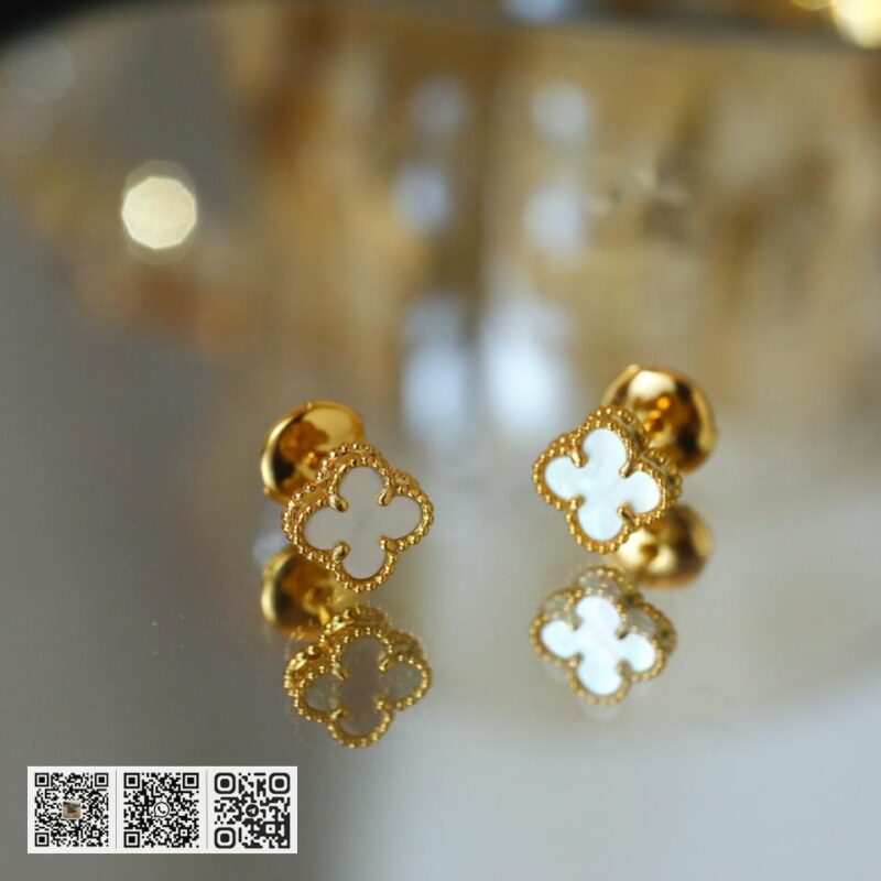 顶级版 Van Cleef &038; Arpels 四叶草mini耳钉 - Image 9