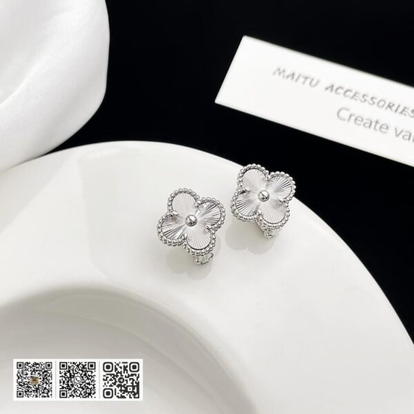 顶级版 Van Cleef &038; Arpels 四叶草 中号 耳钉