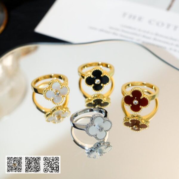 顶级版 Van Cleef &038; Arpels 四叶草戒指戒指
