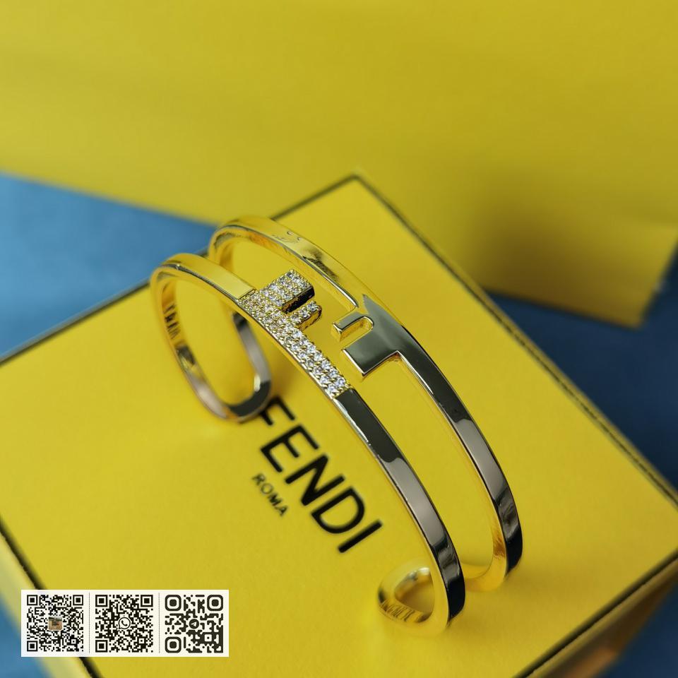 Fendi 手镯 - Image 4