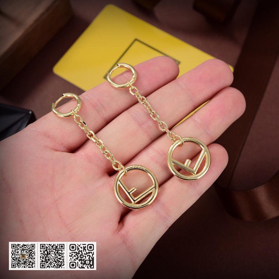 FENDI logo耳坠 - Image 5