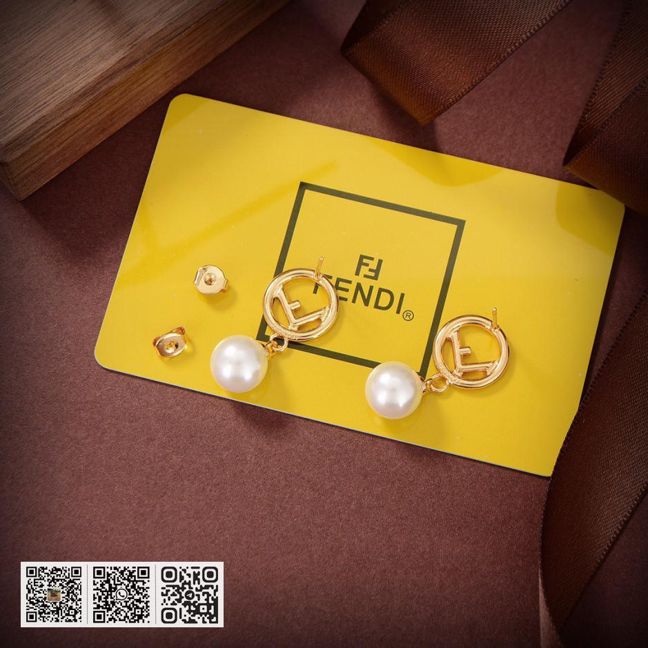FENDI logo耳坠 - Image 4