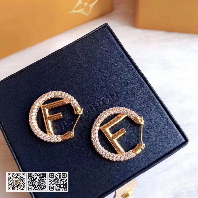 Fendi 镶钻字母耳环 - Image 2
