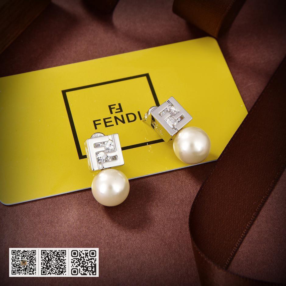 FENDI logo耳环 - Image 3