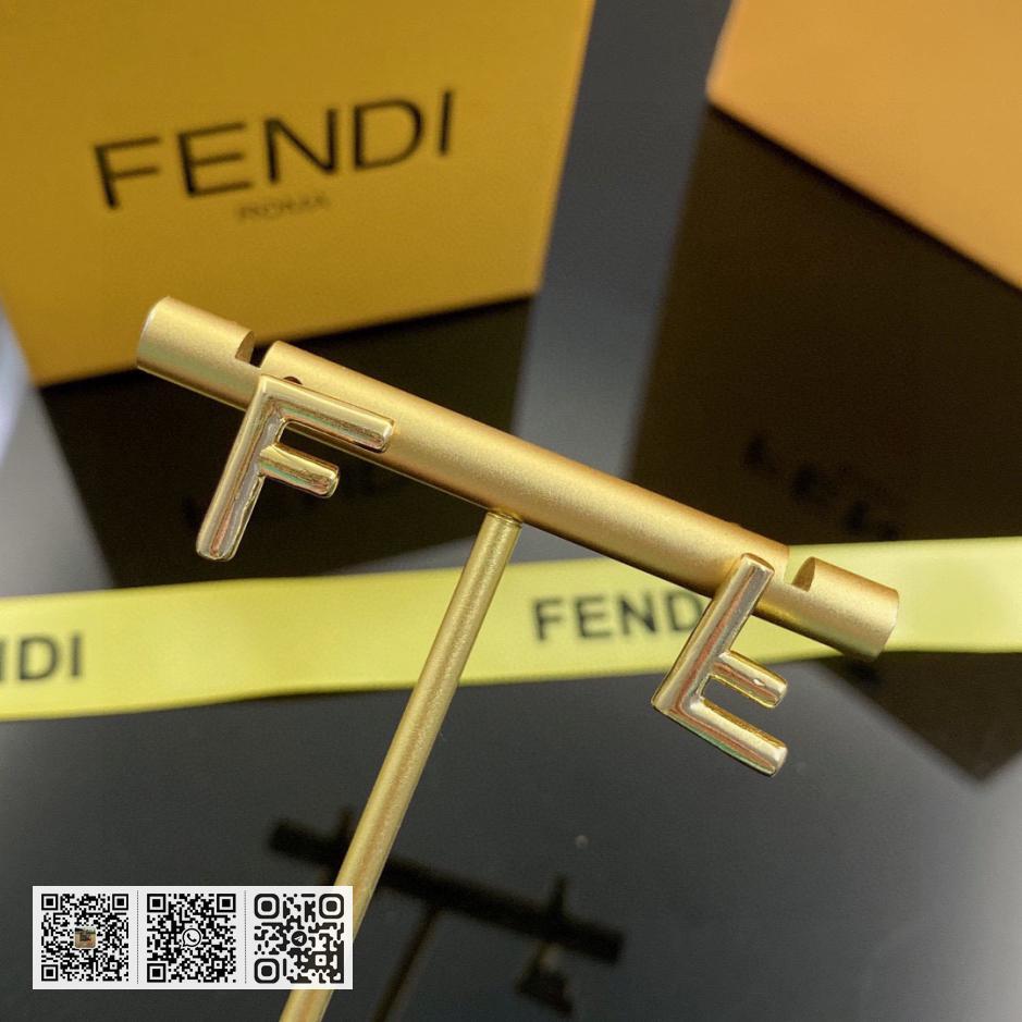 FENDI logo耳环