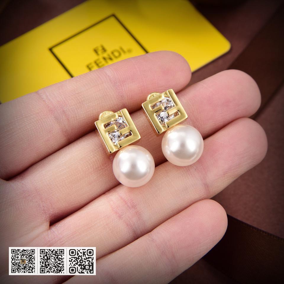 FENDI logo耳环 - Image 5