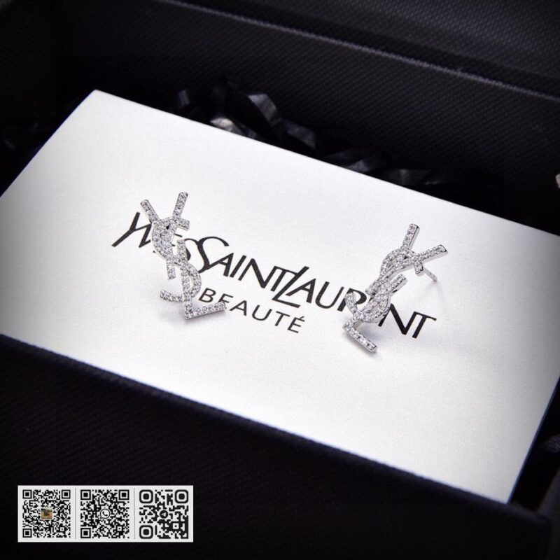 YSL 字母耳钉 - Image 5