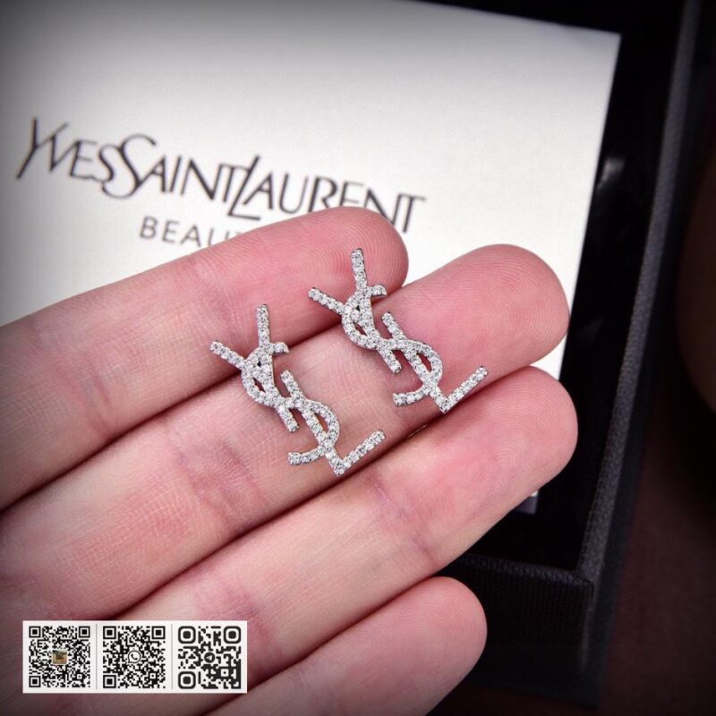 YSL 字母耳钉 - Image 8