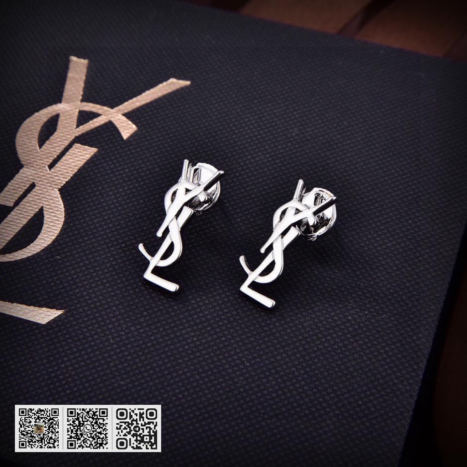 YSL 字母耳钉 - Image 3