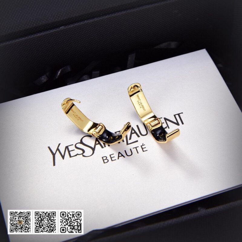 YSL 字母耳钉 - Image 3