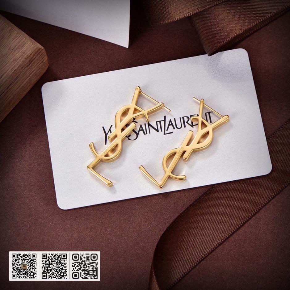 YSL 字母耳钉 - Image 5