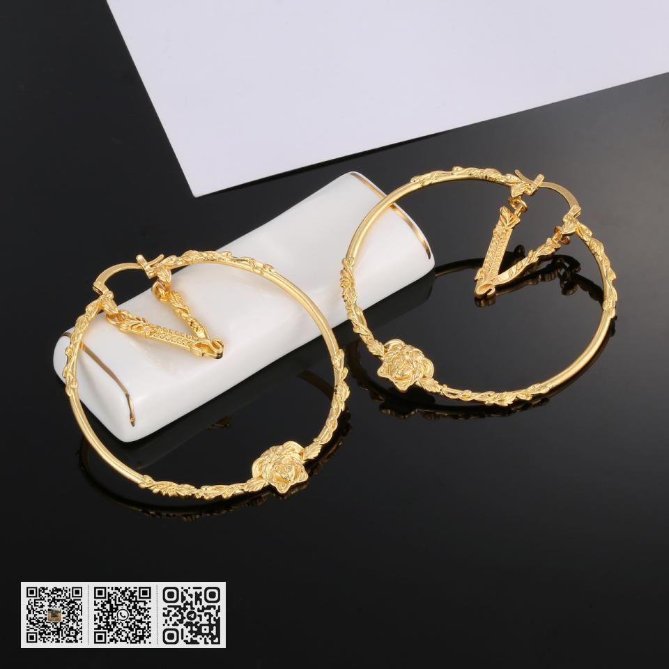 Versace人面浮雕耳环 - Image 2