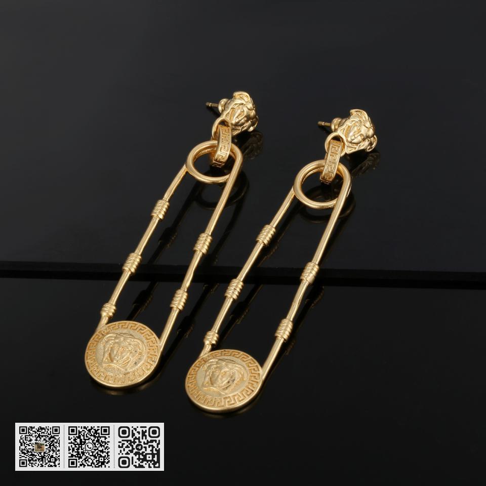 Versace大别针耳环 - Image 6