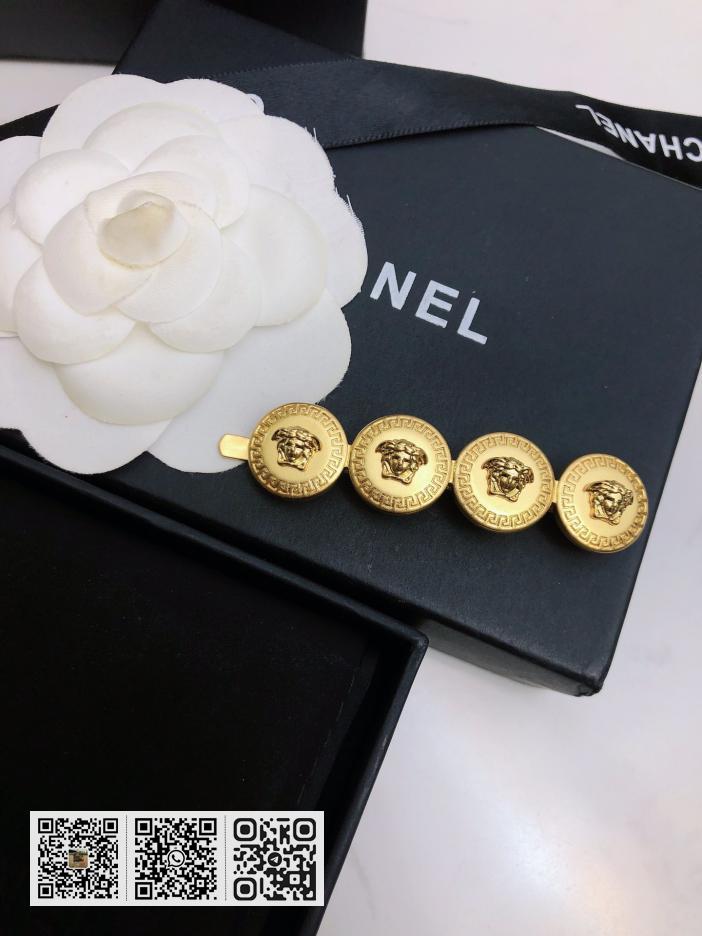 Versace美人头耳环 - Image 6