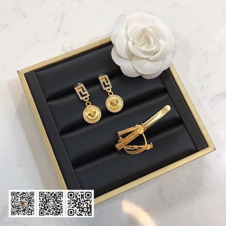 Versace美人头耳环 - Image 2