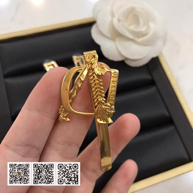 Versace美人头耳环 - Image 5