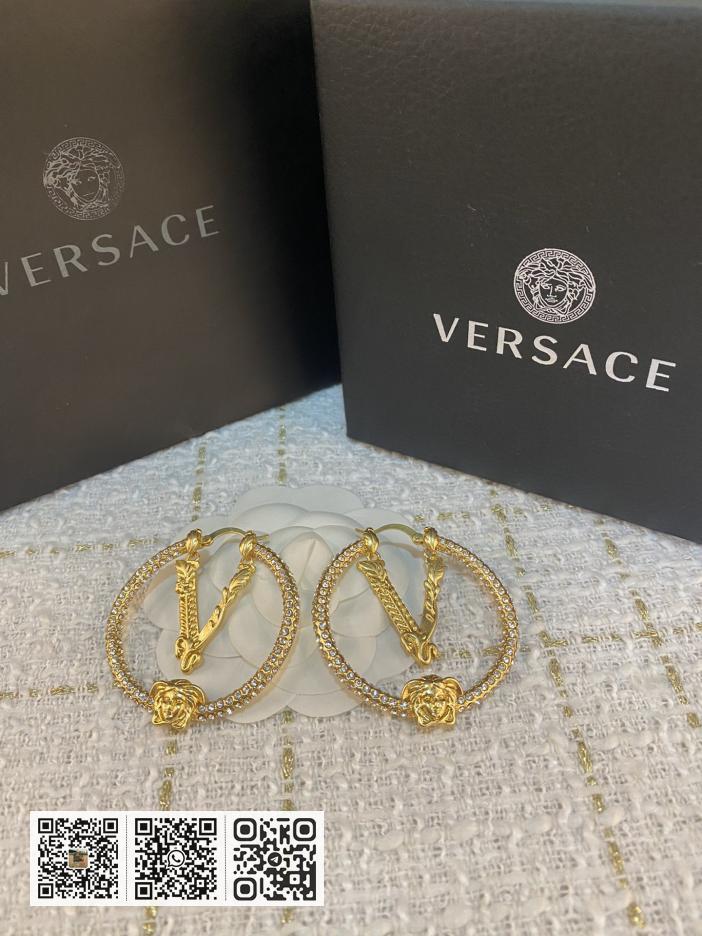 Versace最新耳环