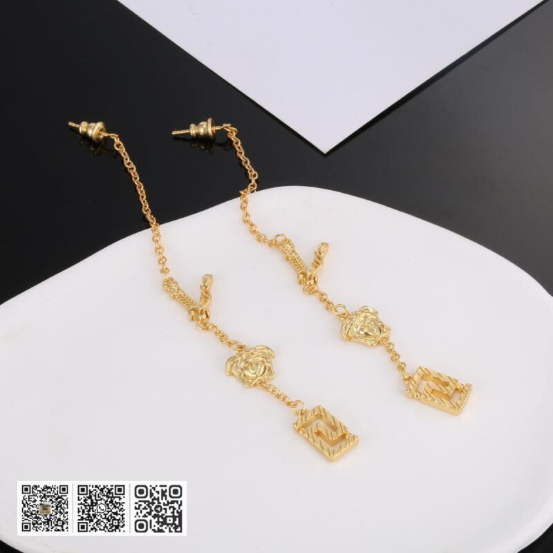 Versace金色耳坠