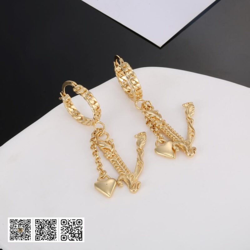 Versace金色耳坠 - Image 5