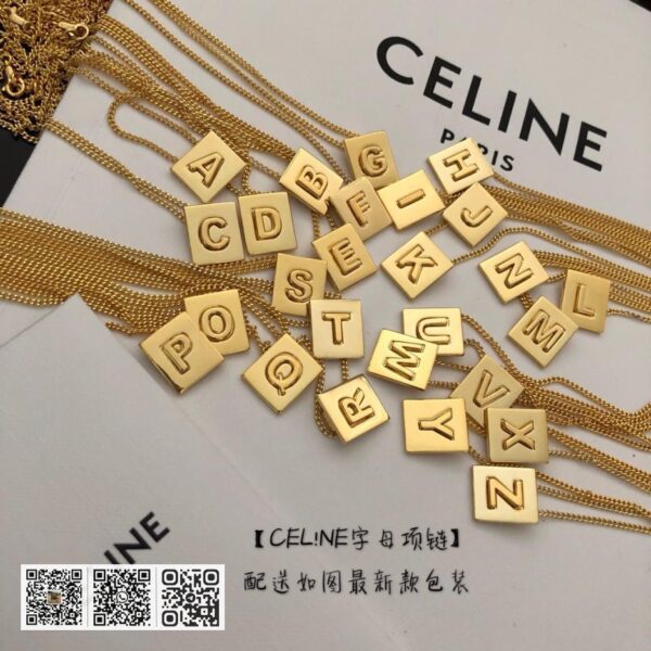 Celine方块字母项链