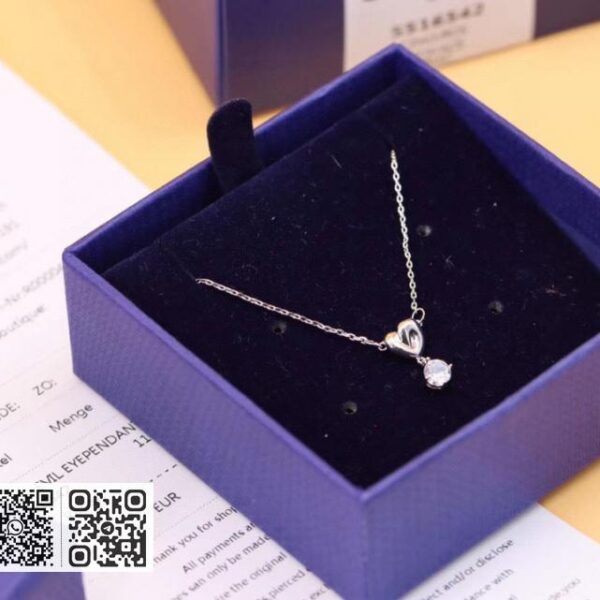 Swarovski 锁骨项链
