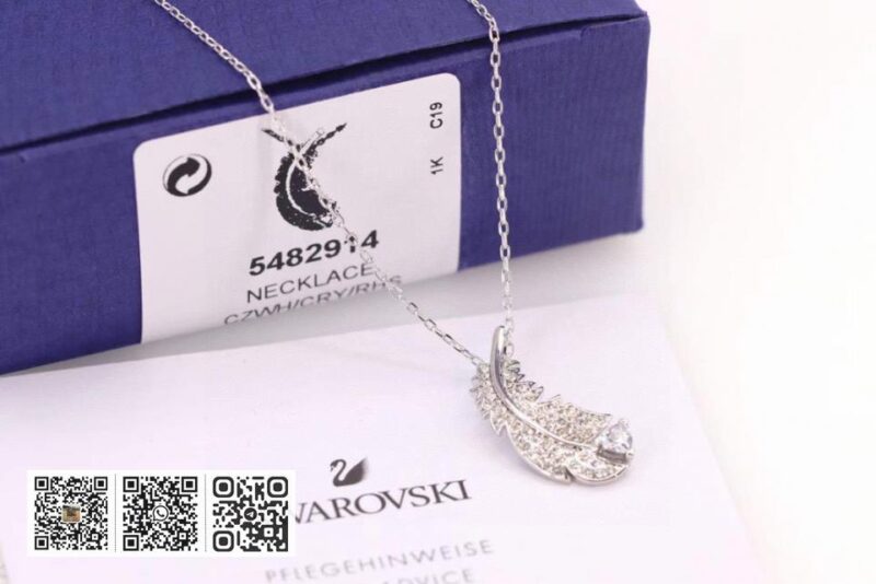 Swarovski 锁骨项链