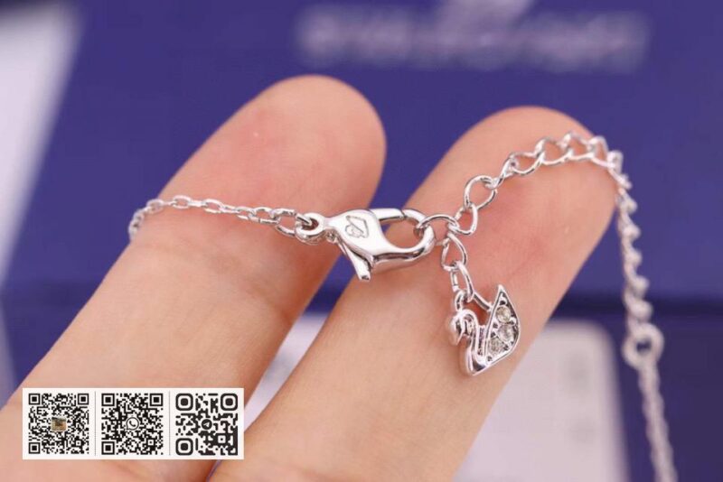 Swarovski 锁骨项链 - Image 6
