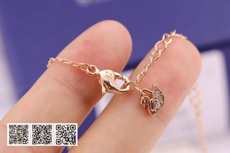 Swarovski 锁骨项链 - Image 7