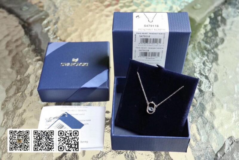 Swarovski 锁骨项链