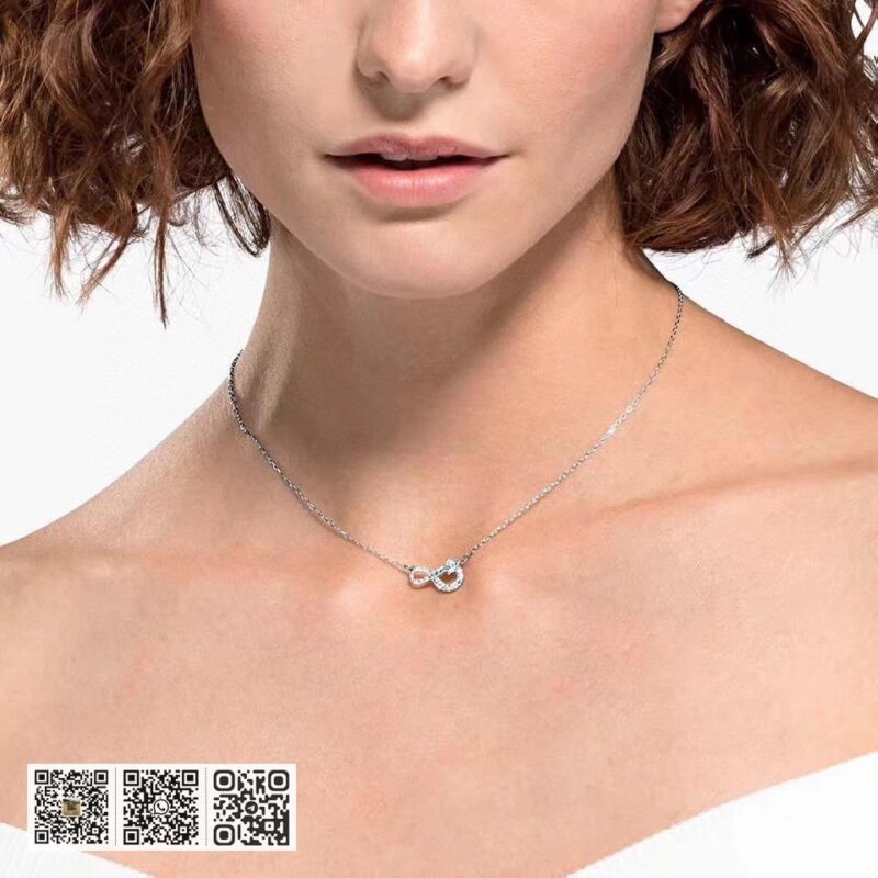 Swarovski 幸运8字锁骨项链 - Image 8