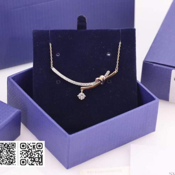 Swarovski 锁骨项链
