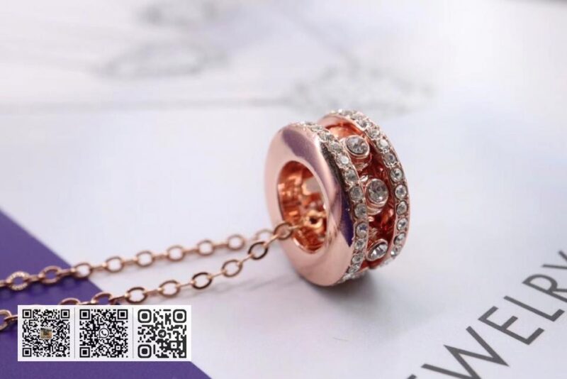 Swarovski 男女项链 - Image 5