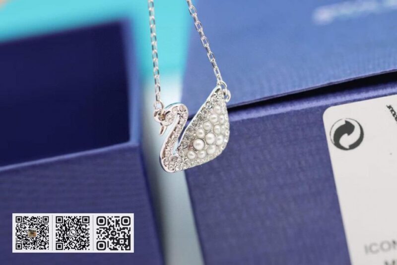 Swarovski 天鹅项链 - Image 5