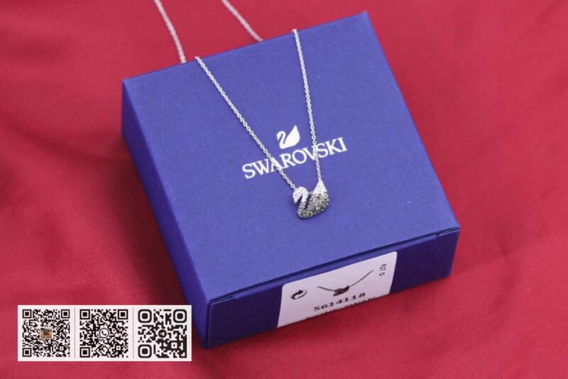 swarovski 渐层天鹅项链 - Image 7