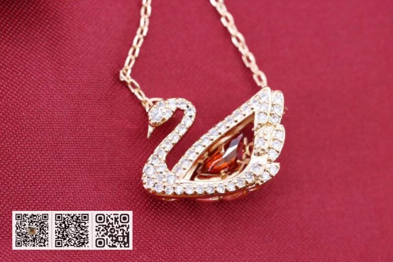 Swarovski 锁骨项链