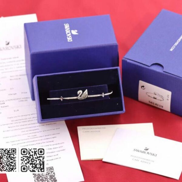 swarovski 天鹅手链