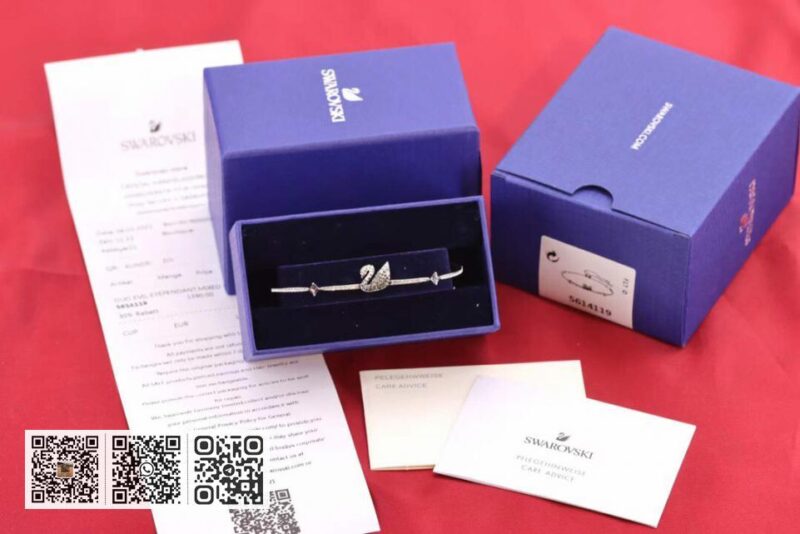 swarovski 天鹅手链